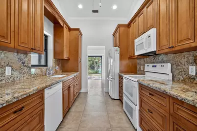 6656 Las Flores Drive, Boca Raton, FL 33433 - Photo 10