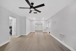 15 NE 17th Ave, Pompano Beach, FL 33060 - Photo 6