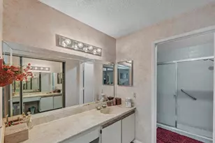 8592 Sunbird Pl, Boca Raton, FL 33496 - Photo 26