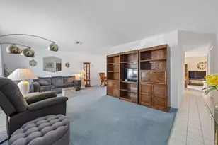 1828 SW 17th St, Boynton Beach, FL 33426 - Photo 2