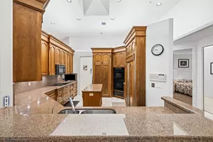 17595 Bocaire Pl, Boca Raton, FL 33487 - Photo 18