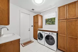 17595 Bocaire Pl, Boca Raton, FL 33487 - Photo 48