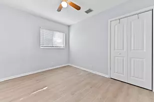 332 W Mango St, Lantana, FL 33462 - Photo 10