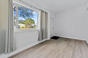 332 W Mango St, Lantana, FL 33462 - Photo 6