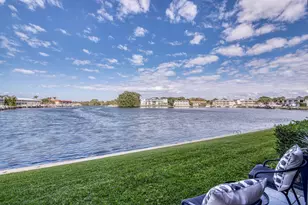 313 Lake Cir, North Palm Beach, FL 33408 - Photo 8