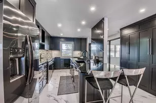 313 Lake Cir, North Palm Beach, FL 33408 - Photo 12