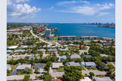 200 E 28th Street, Riviera Beach, FL 33404 - Photo 18