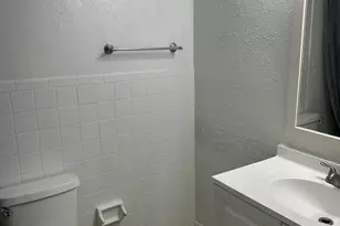 965 SE Caravan Ave, Port Saint Lucie, FL 34983 - Photo 8