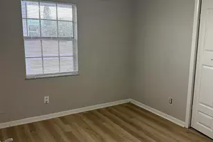 965 SE Caravan Ave, Port Saint Lucie, FL 34983 - Photo 4