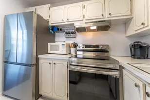 2004 Lake Osborne Dr, Lake Worth Beach, FL 33461 - Photo 16