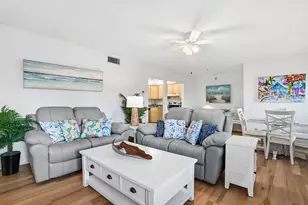 302 Knotty Pine Cir, Greenacres, FL 33463 - Photo 4