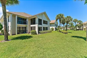19101 SE Sea Turtle Ct, Jupiter, FL 33469 - Photo 4