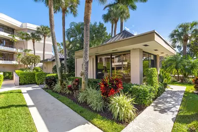 120 Sunset Avenue W #3 D, Palm Beach, FL 33480 - Photo 28