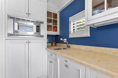 120 Sunset Avenue W #3 D, Palm Beach, FL 33480 - Photo 32