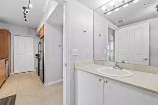 600 S Dixie Hwy, West Palm Beach, FL 33401 - Photo 14