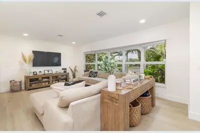 7521 Edgewater Circle, Lake Clarke Shores, FL 33406 - Photo 6