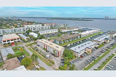 236 Castlewood Drive #305, North Palm Beach, FL 33408 - Photo 36