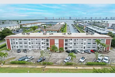 236 Castlewood Drive #305, North Palm Beach, FL 33408 - Photo 18