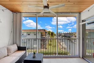 236 Castlewood Dr, North Palm Beach, FL 33408 - Photo 14