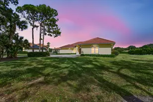 5649 Sea Biscuit Rd, Palm Beach Gardens, FL 33418 - Photo 2