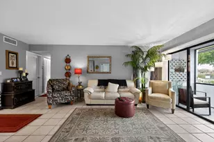 1013 Green Pine Blvd, West Palm Beach, FL 33409 - Photo 2