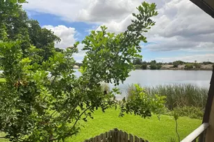 4803 Waterview Cir, Palm Springs, FL 33461 - Photo 12