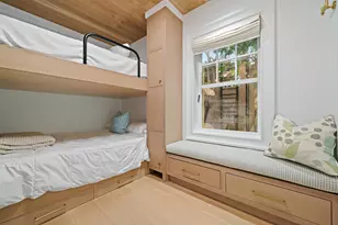 160 Chilean Ave, Palm Beach, FL 33480 - Photo 28