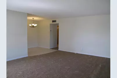 277 High Point Court W #D, Delray Beach, FL 33445 - Photo 6