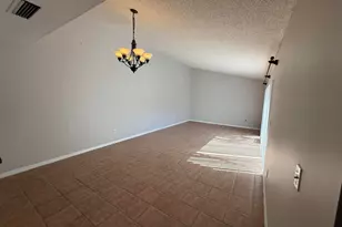 4612 Holly Lake Dr, Lake Worth, FL 33463 - Photo 2