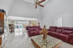 9511 SW 49th St, Cooper City, FL 33328 - Photo 4