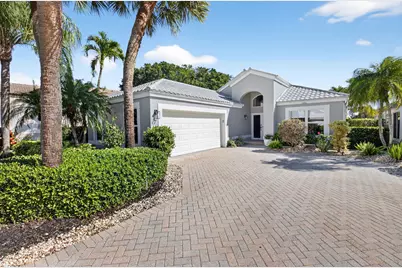 11801 Fountainside Circle, Boynton Beach, FL 33437 - Photo 2