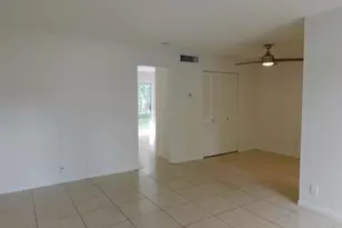 640 SE 2nd Ave, Boynton Beach, FL 33435 - Photo 4