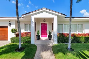 225 Jamaica Ln, Palm Beach, FL 33480 - Photo 2