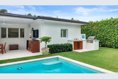 225 Jamaica Lane, Palm Beach, FL 33480 - Photo 12