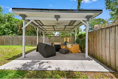 5709 SE Indigo Avenue, Stuart, FL 34997 - Photo 2