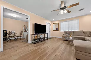 16 NW Ave G, Belle Glade, FL 33430 - Photo 10