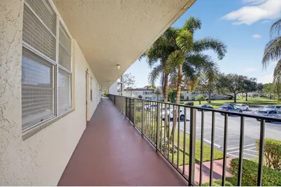27 Abbey Lane #207, Delray Beach, FL 33446 - Photo 4