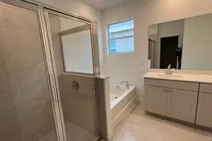 2751 NE Breezeway Cir, Jensen Beach, FL 34957 - Photo 8