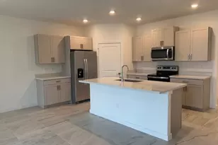 2751 NE Breezeway Cir, Jensen Beach, FL 34957 - Photo 2