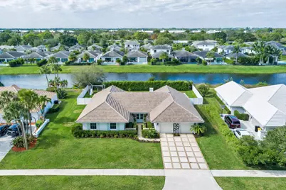 3125 Embassy Drive, West Palm Beach, FL 33401 - Photo 1