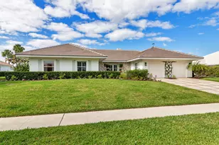 3125 Embassy Dr, West Palm Beach, FL 33401 - Photo 2