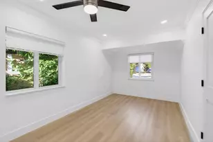 360 SW 2nd St, Boca Raton, FL 33432 - Photo 42