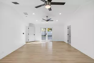 360 SW 2nd St, Boca Raton, FL 33432 - Photo 32