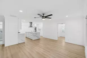 360 SW 2nd St, Boca Raton, FL 33432 - Photo 14