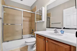 2138 Oakmont Dr, Riviera Beach, FL 33404 - Photo 30