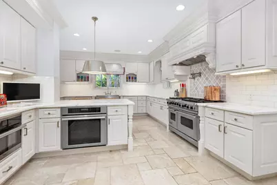 9 Via Vizcaya, Palm Beach, FL 33480 - Photo 10