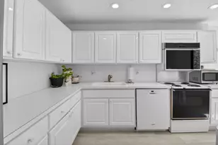 36 Westgate Ln, Boynton Beach, FL 33436 - Photo 20