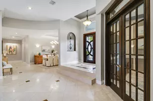 18512 SE Old Trail Dr E, Jupiter, FL 33478 - Photo 8