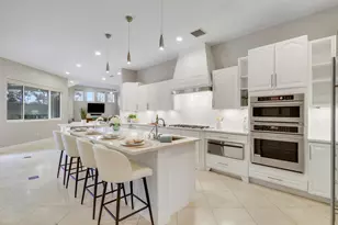 18512 SE Old Trail Dr E, Jupiter, FL 33478 - Photo 20