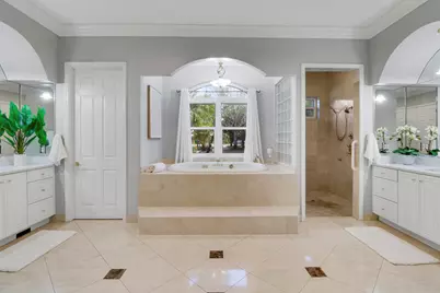 18512 SE Old Trail Drive E, Jupiter, FL 33478 - Photo 14